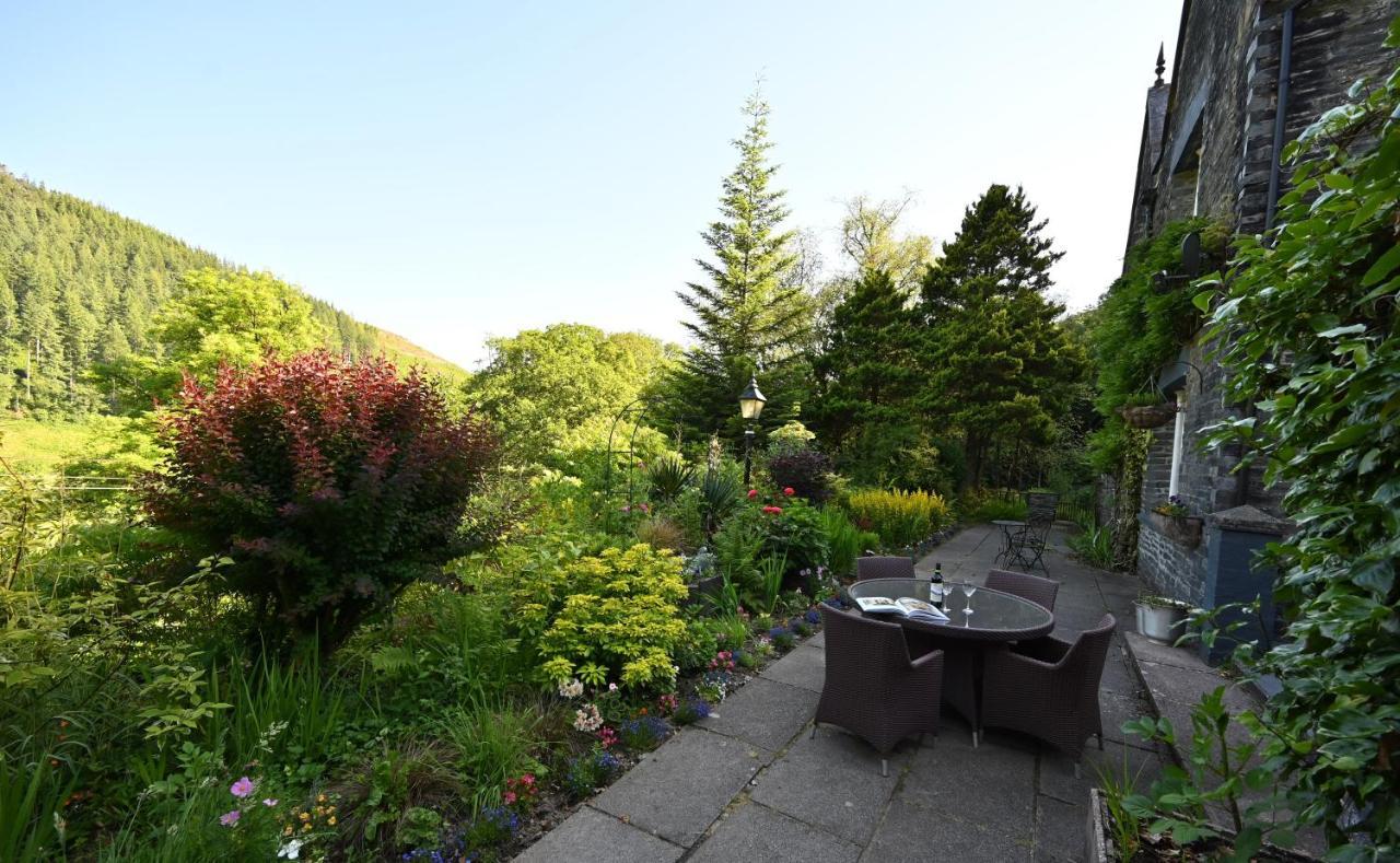 The Old Vicarage B&B, Corris มาฮันเล็ธ ภายนอก รูปภาพ